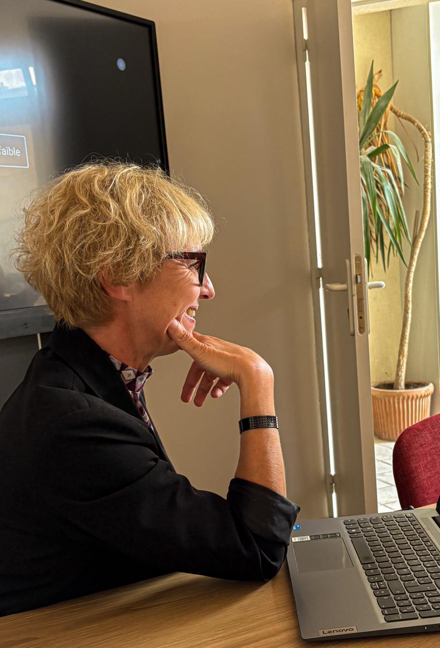 Karine CHEVILLIET LASSAUT